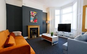 Guestready - Stunning 3Br Near Anfield Stadium